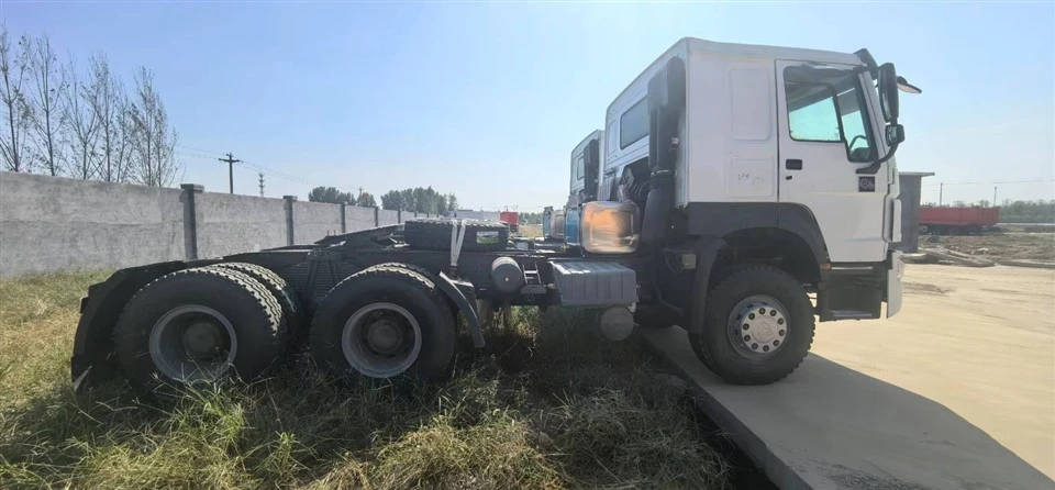 USED HOWO 371HP 6X4 TRACTOR HEAD